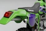 Kawasaki KX500: motocross legendaria con potencia bruta y rendimiento extremo